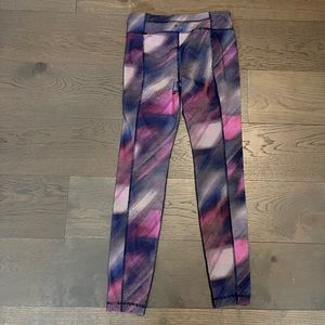 Underarmour ladies activewear pants sz 8 NWT